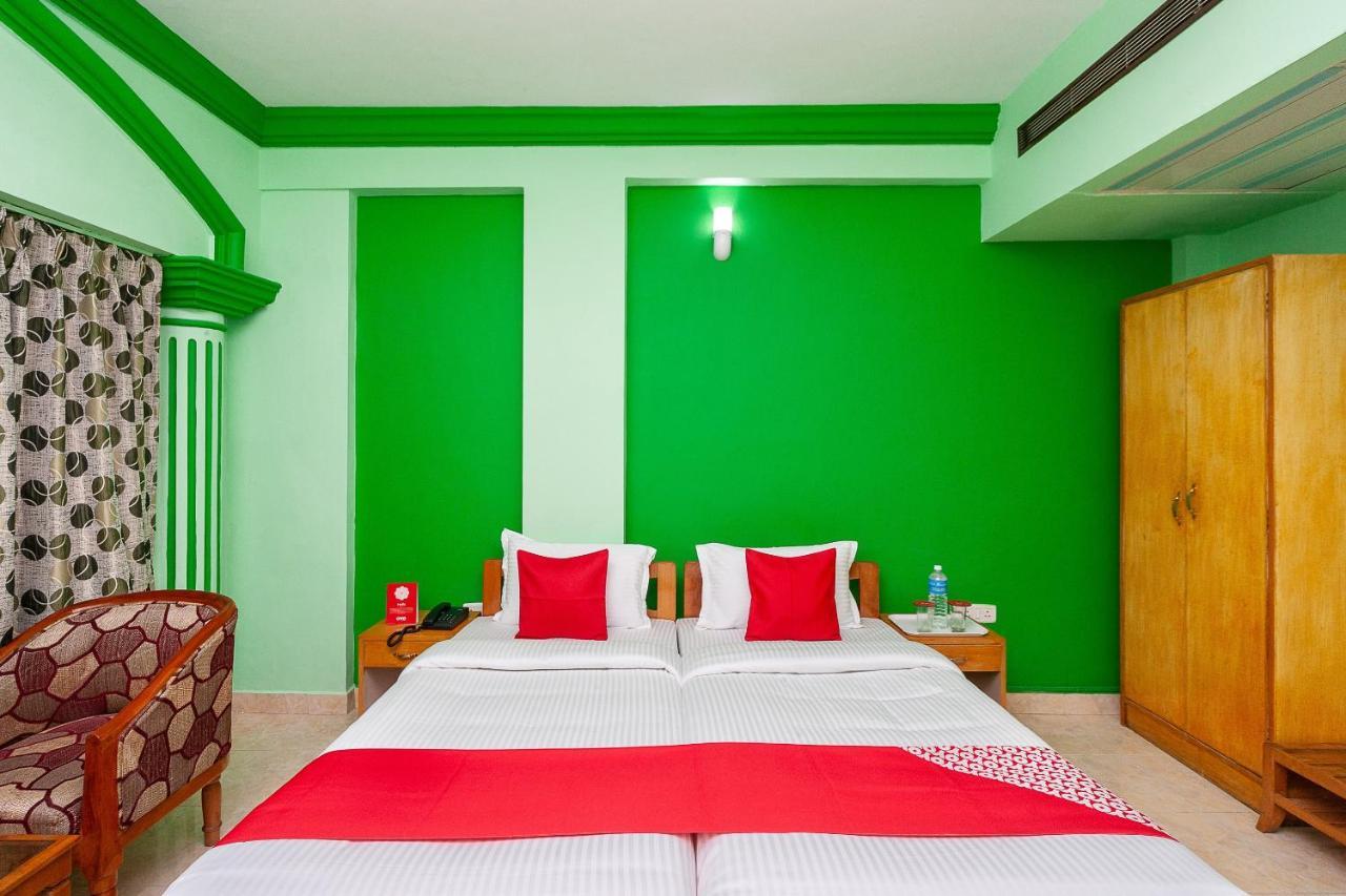 Hotel Manhattan Chennai Exterior foto