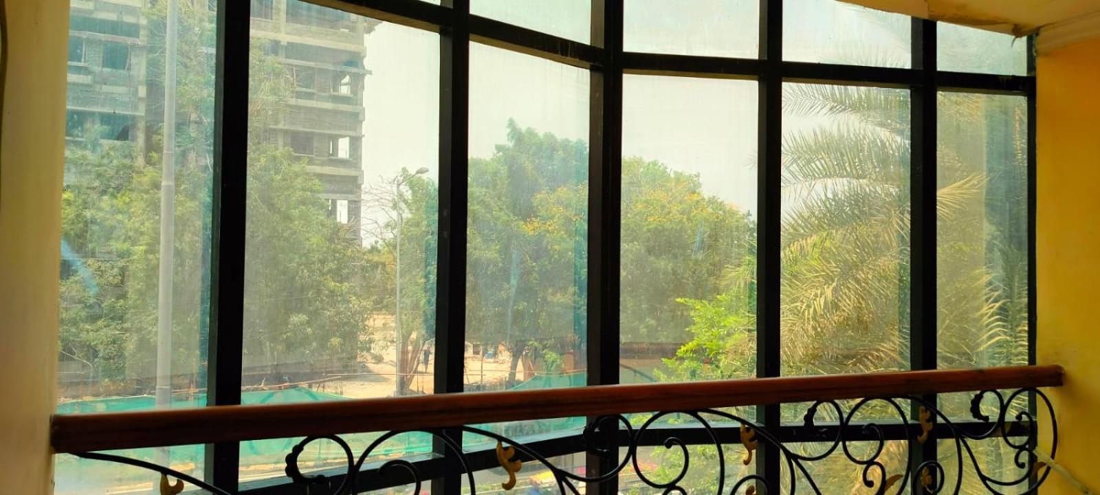 Hotel Manhattan Chennai Exterior foto